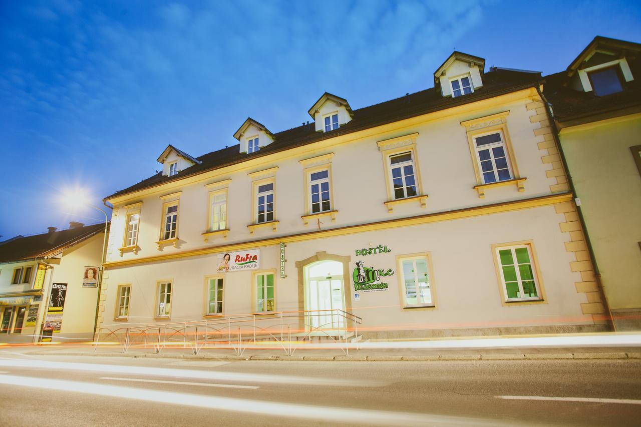 Hotel & Hostel Marenberg Radlje Radlje ob Dravi المظهر الخارجي الصورة